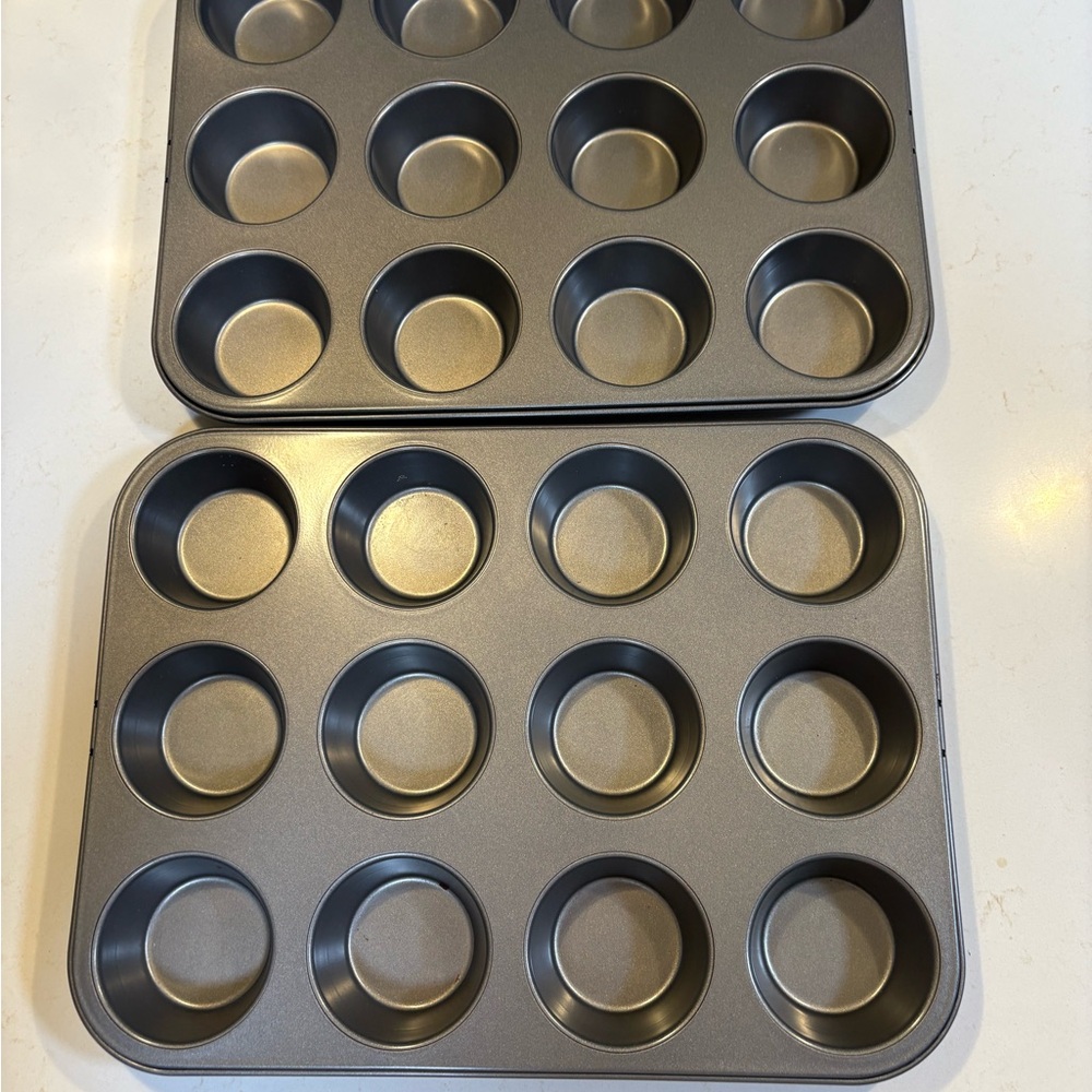 Non-Stick Muffin Pan Set of Two NWOT